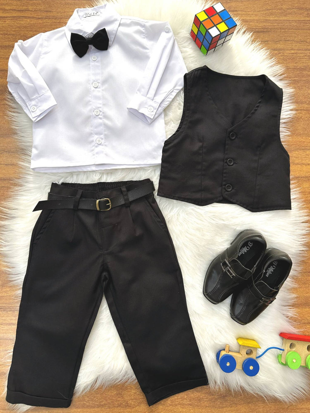 Conjunto Social Luxo Pajem Camisa Branca e Calça Preta