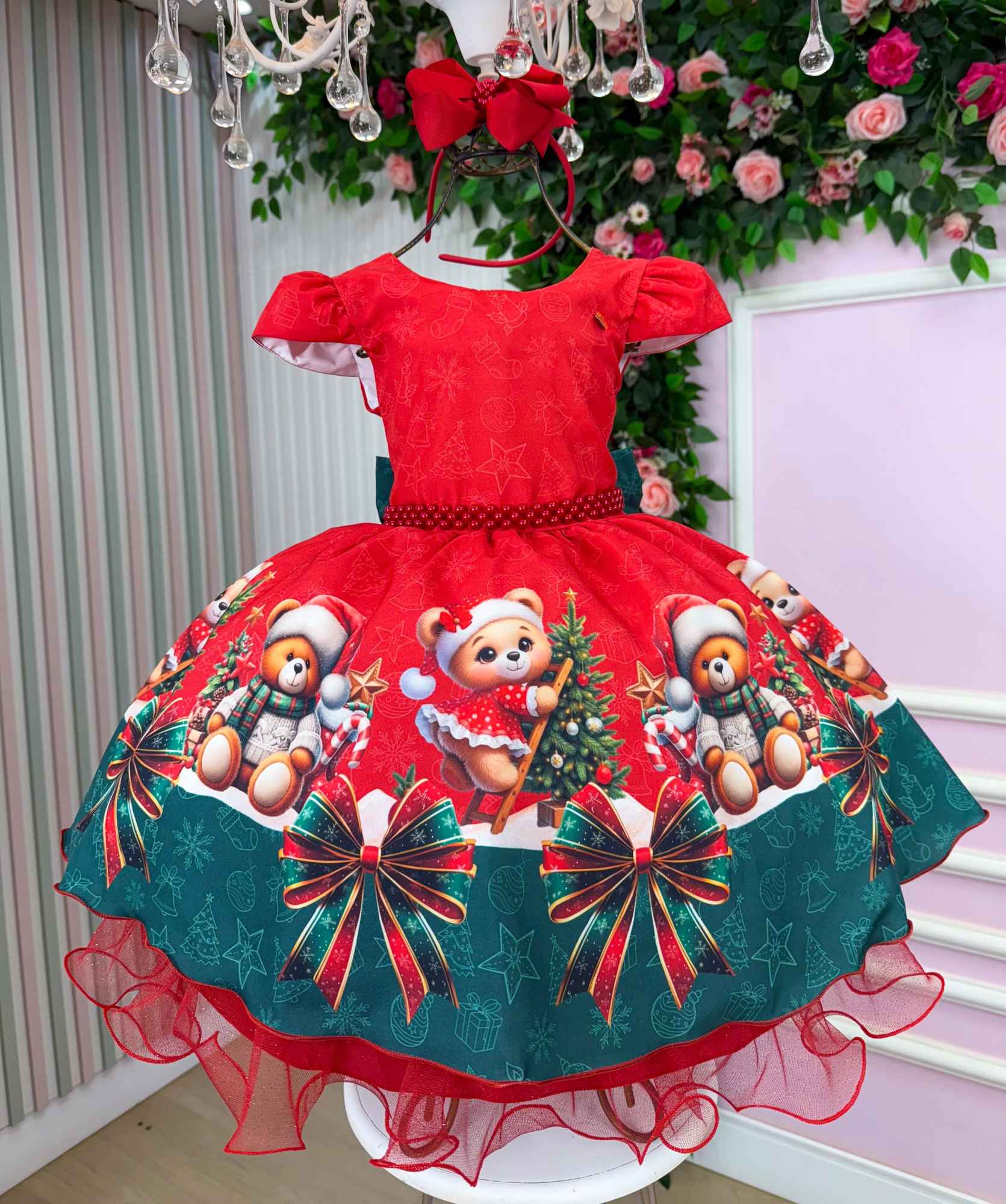 Vestido Vermelho com Ursinhos Natalinos e Laço Verde