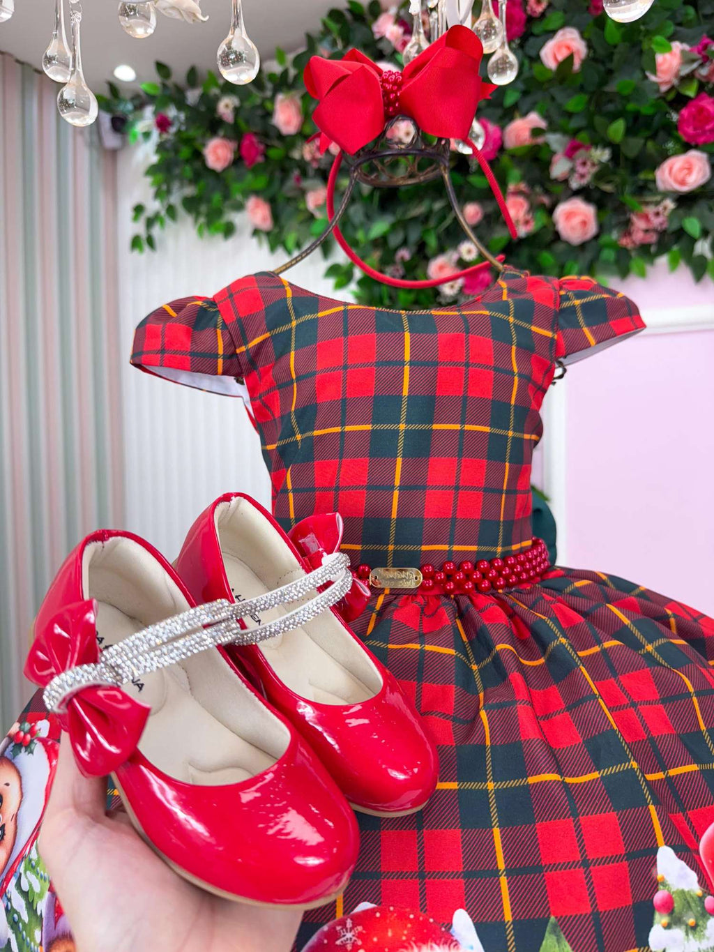 Vestido Vermelho com Ursinhos Natalinos e Laço Verde