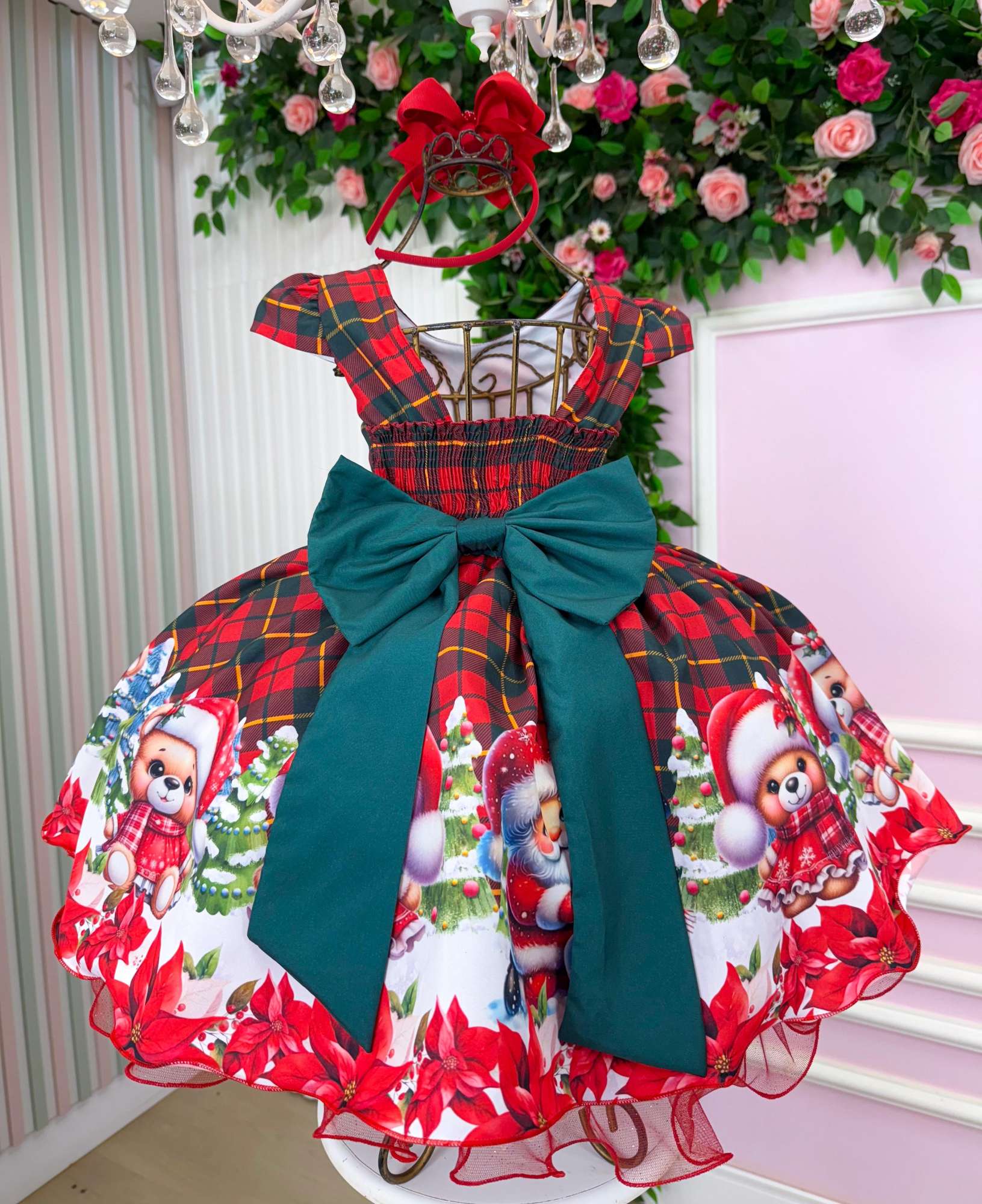 Vestido Vermelho com Ursinhos Natalinos e Laço Verde