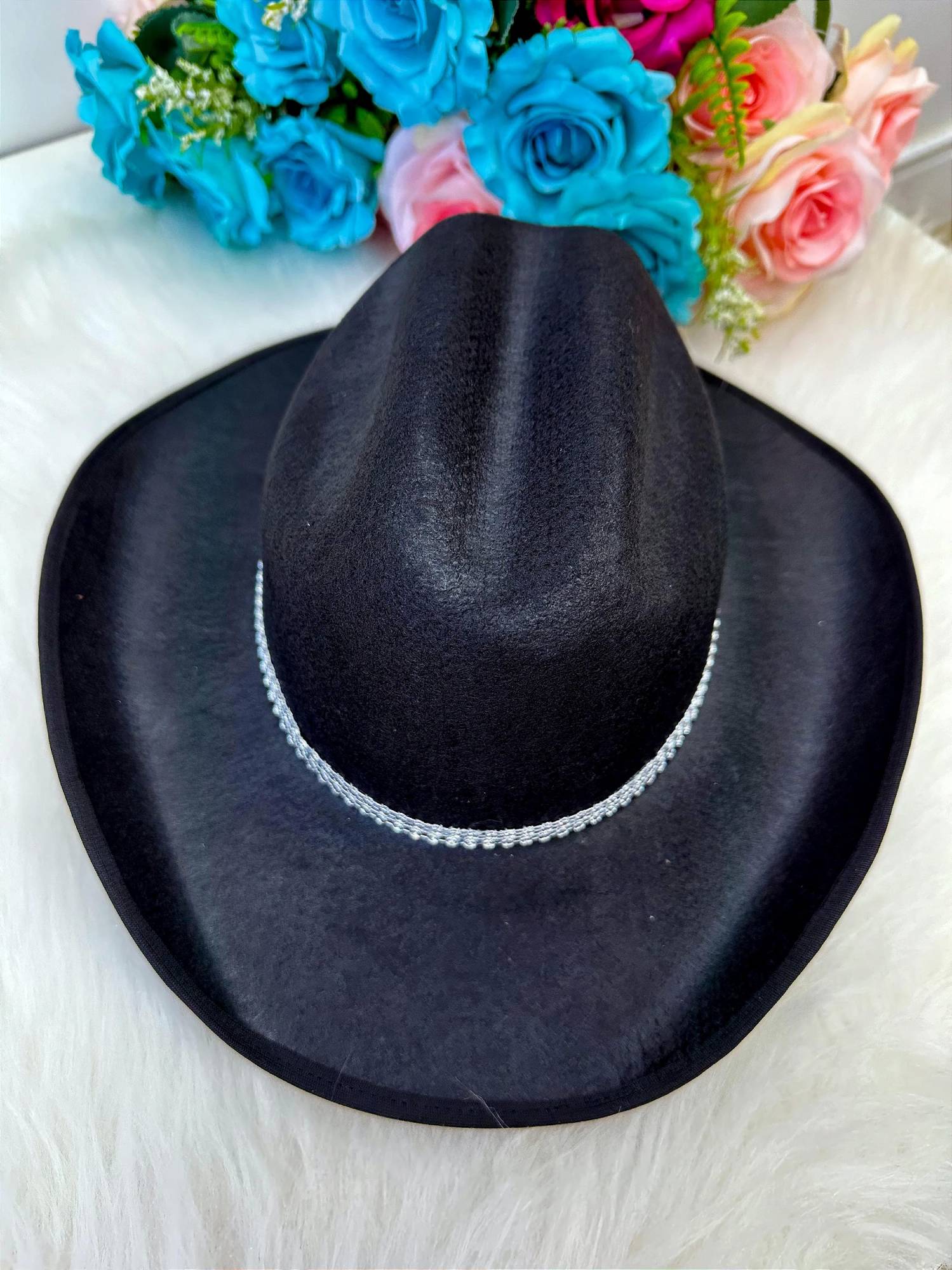 Conjunto Boiadeira Jeans Preto com Franjas e Chapéu para Meninas