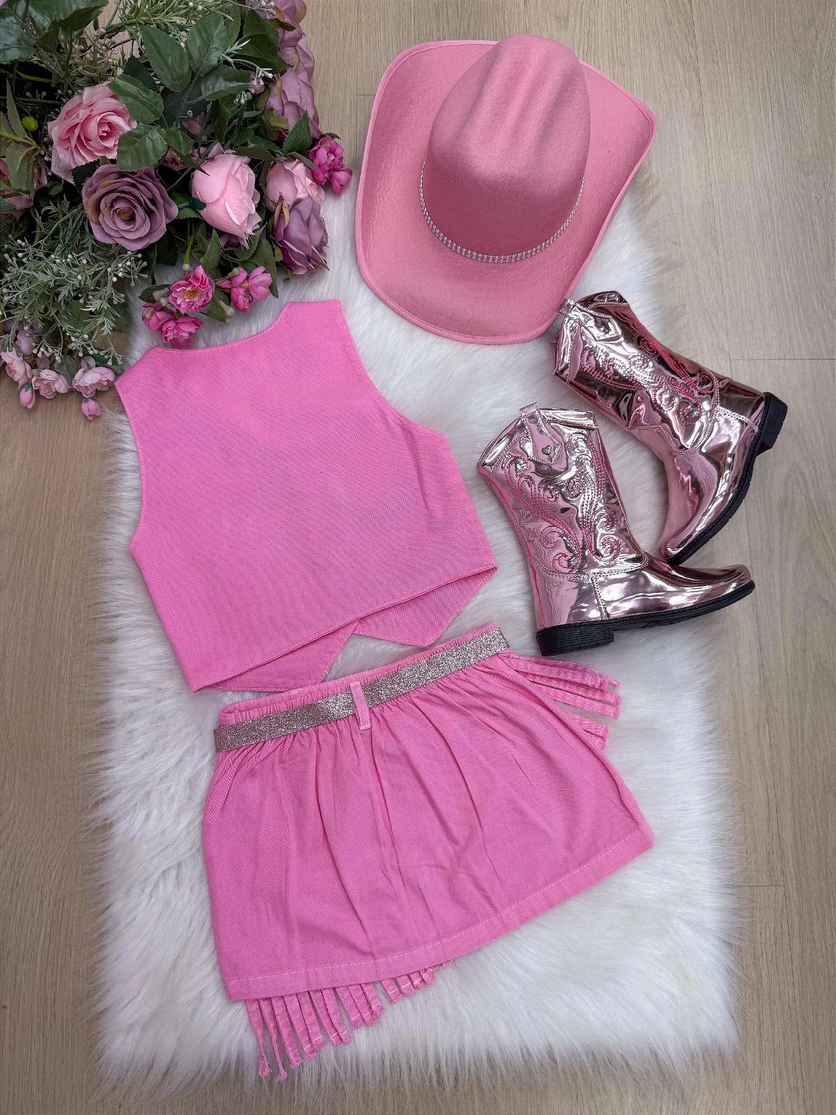 Conjunto Boiadeira Jeans Preto com Franjas e Chapéu para Meninas