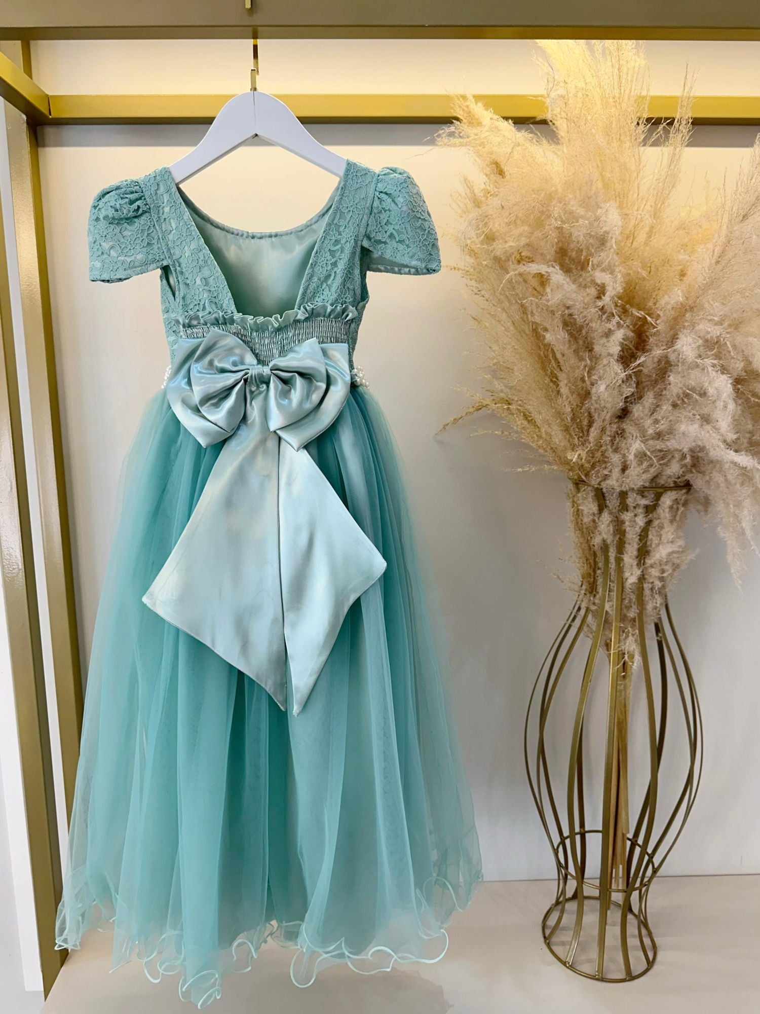 Vestido Longo Infantil Verde Menta em Tule e Renda para Casamento