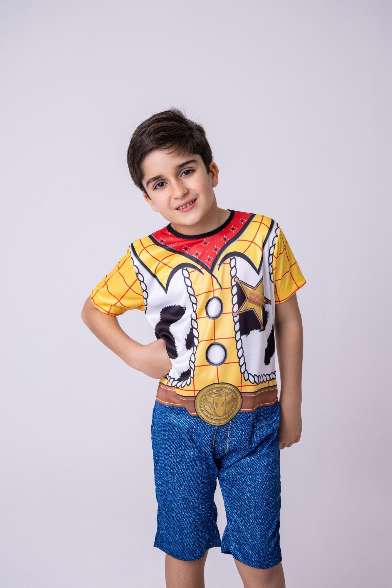 Fantasia Infantil Woody em Tecido Elenca Premium para Festas e Aniversários