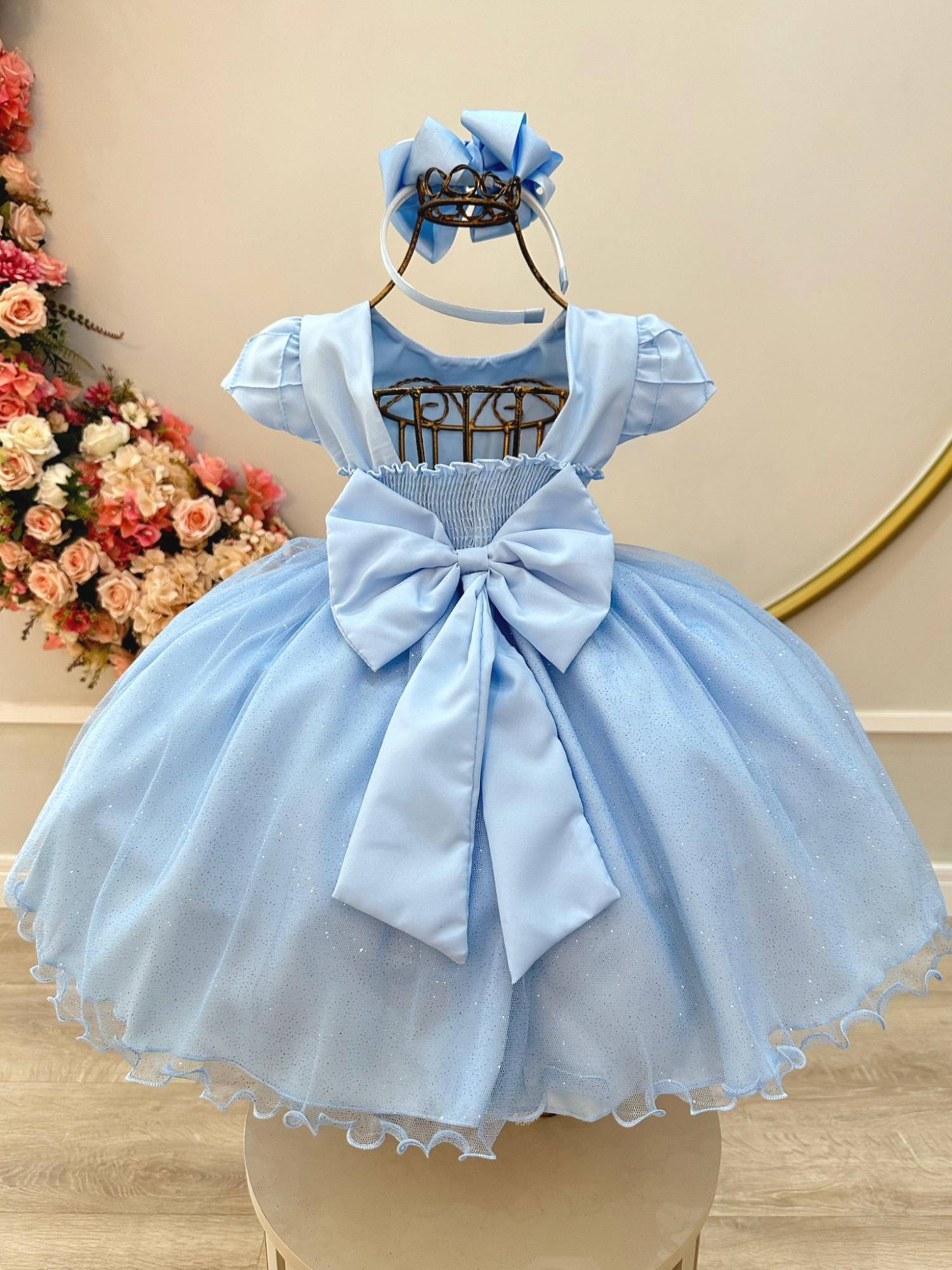 Vestido Infantil Azul Claro com Busto Nervura para Festas e Daminhas