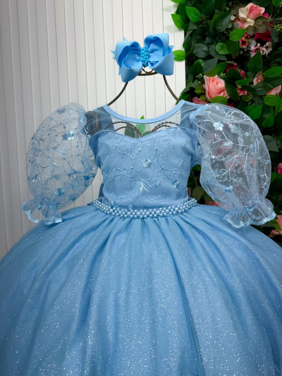 Vestido Longo Azul Bebê com Tule e Bordado Floral para Daminhas