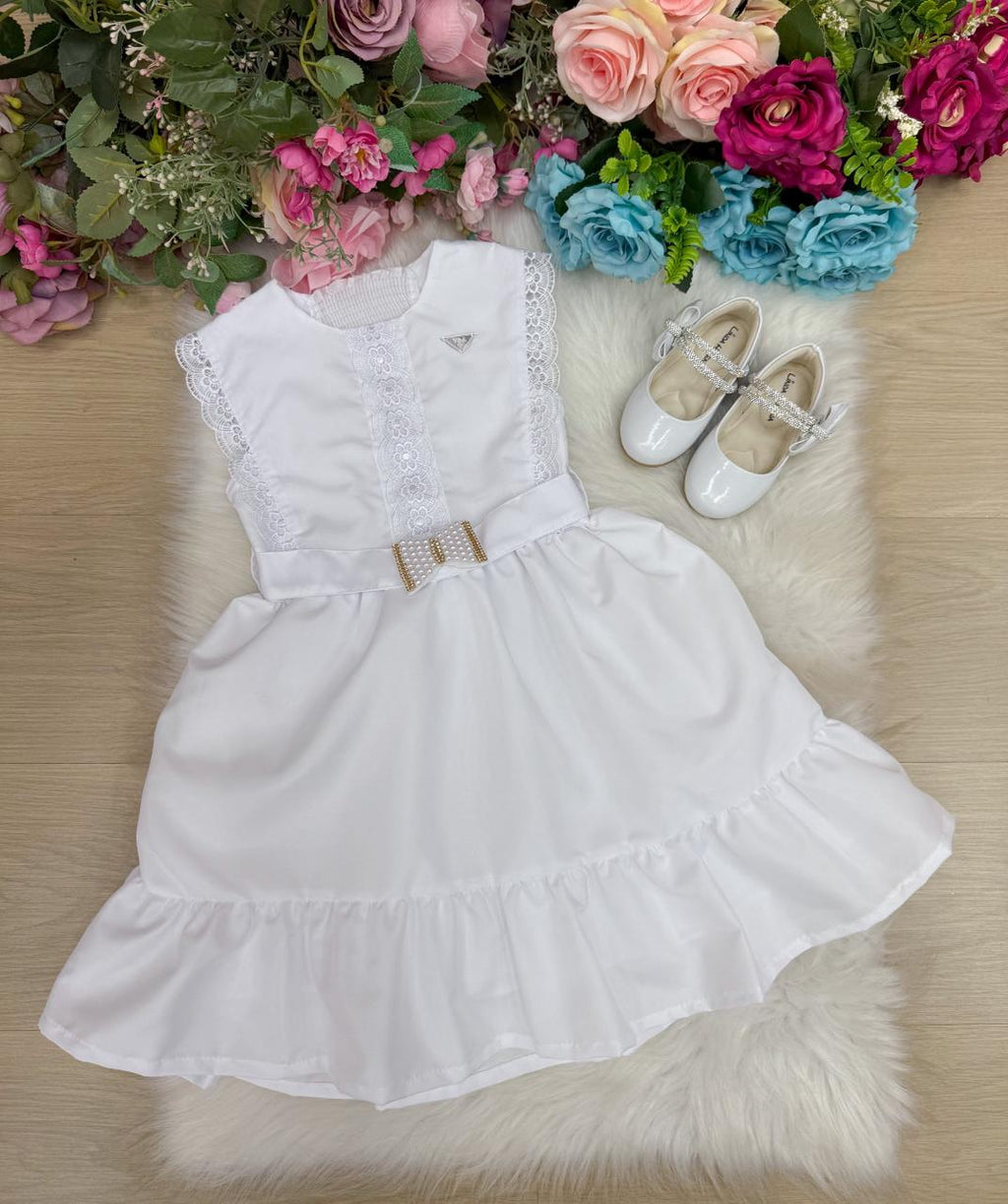 Vestido Infantil Evasê Branco com Renda e Laço de Pérolas