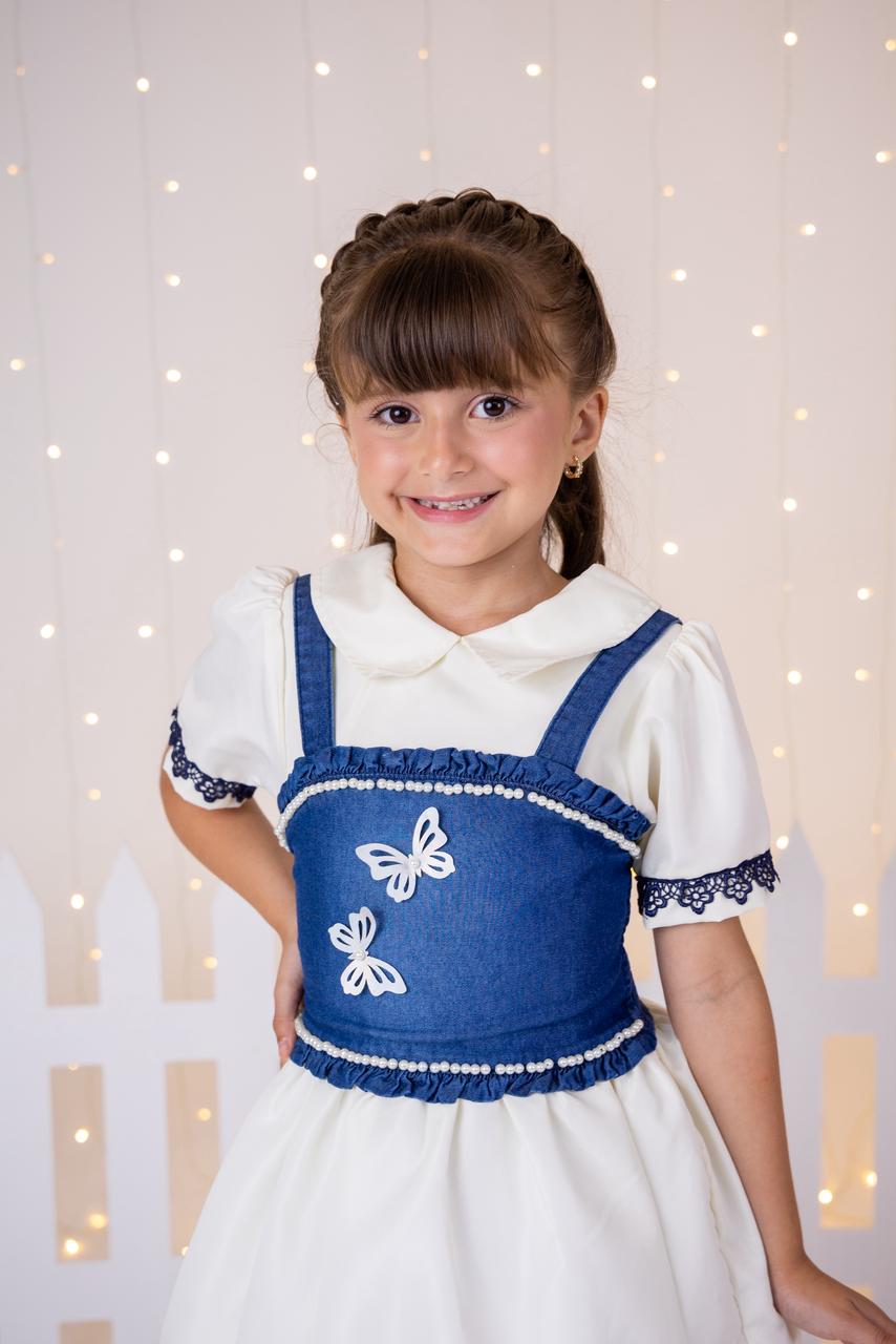 Vestido Off com Colete Jeans e Detalhes em Renda Azul Marinho