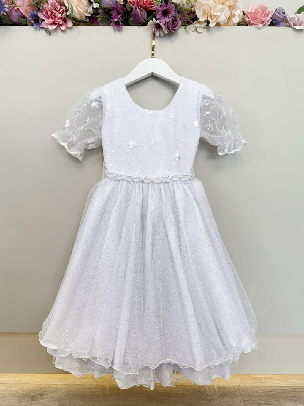 Vestido Luxuoso Infantil Branco com Renda e Tule para Festas