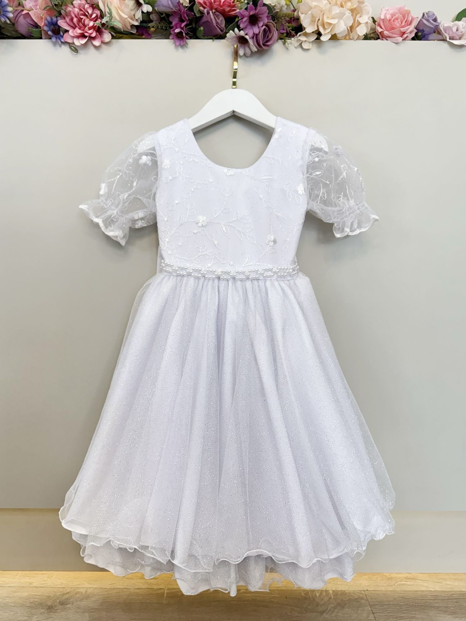 Vestido Luxuoso Infantil Branco com Renda e Tule para Festas