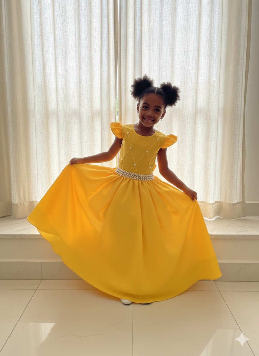 Vestido Longo Amarelo Gema com Babado em Tule e Forro em Poliéster