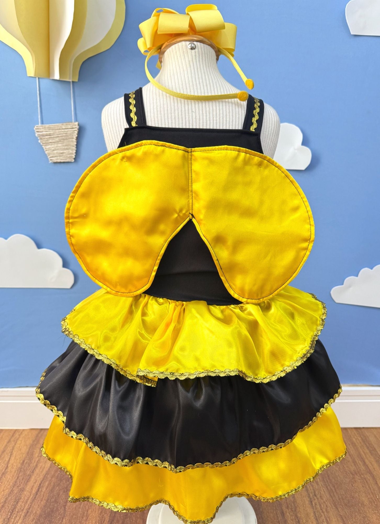 Fantasia Infantil Abelhinha Amarelo e Preto com Detalhes Dourados