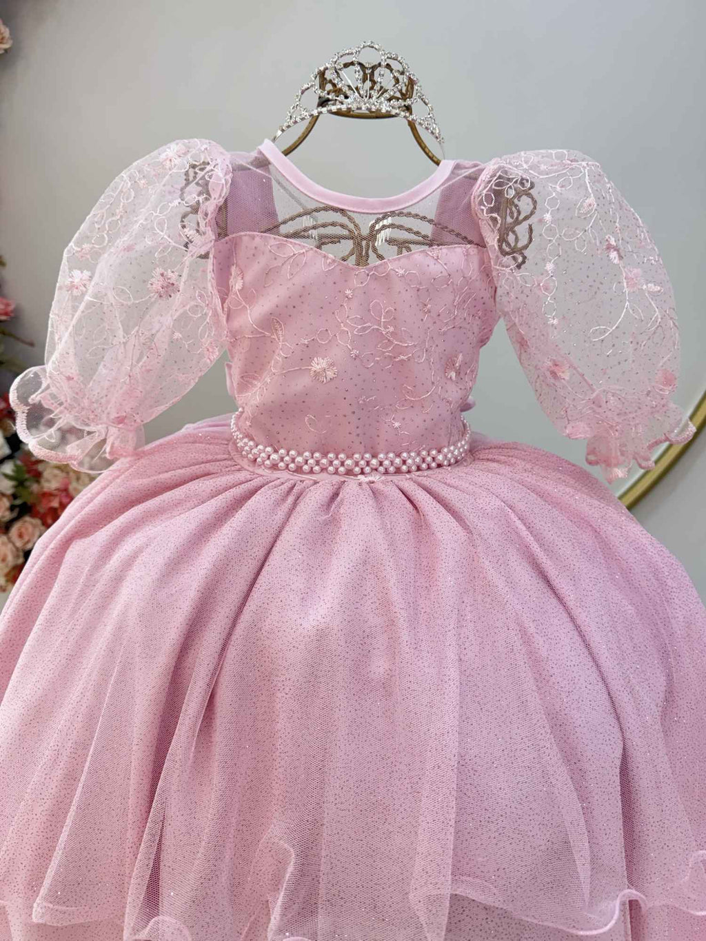 Vestido Infantil Rosa com Busto Bordado e Renda para Daminhas de Festas