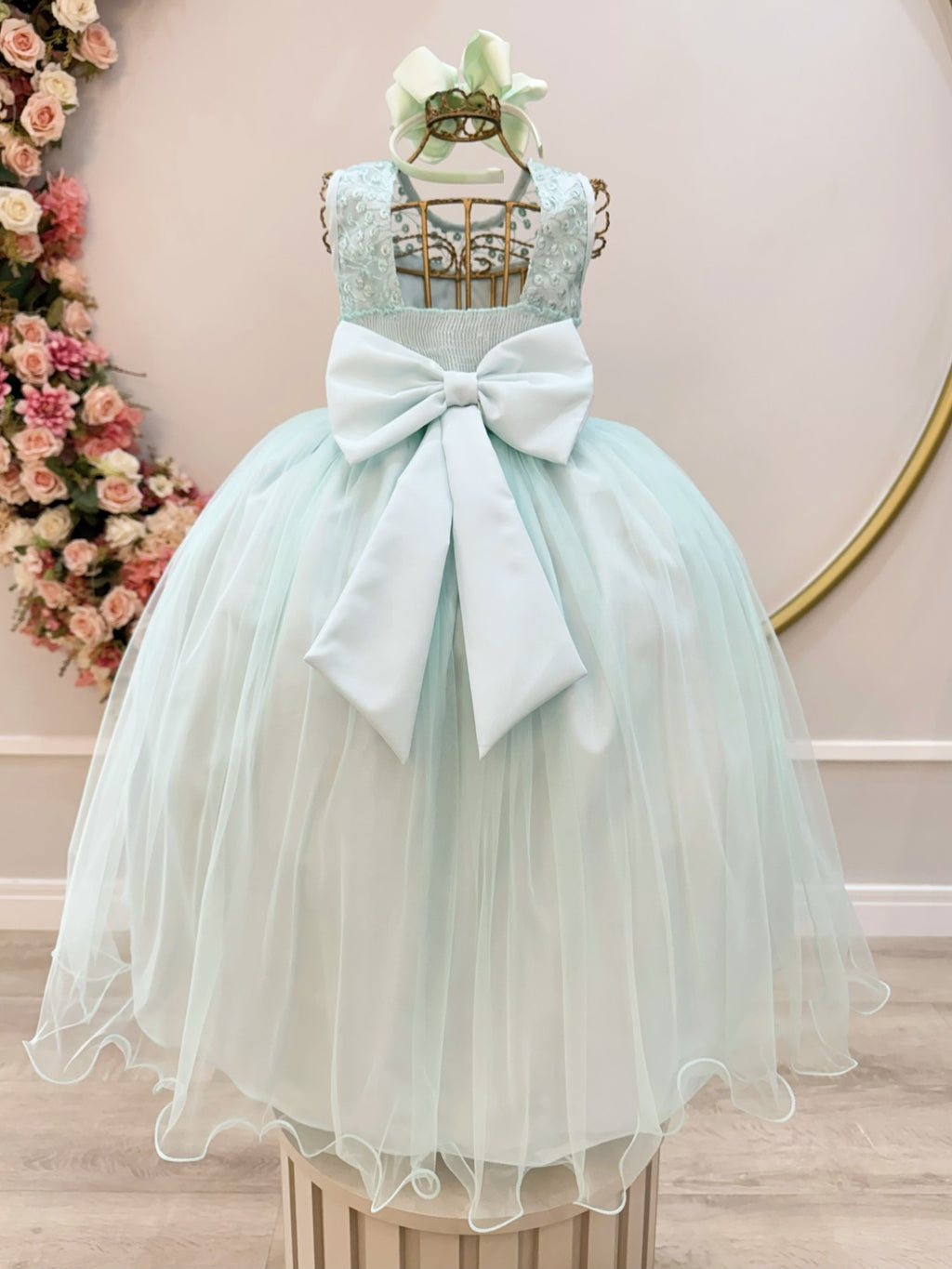 Vestido Infantil Longo Verde Menta com Renda e Pérolas para Festas