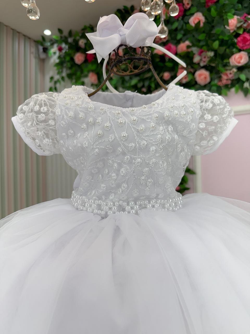 Vestido Infantil Branco com Tecido Misto e Laço nas Costas