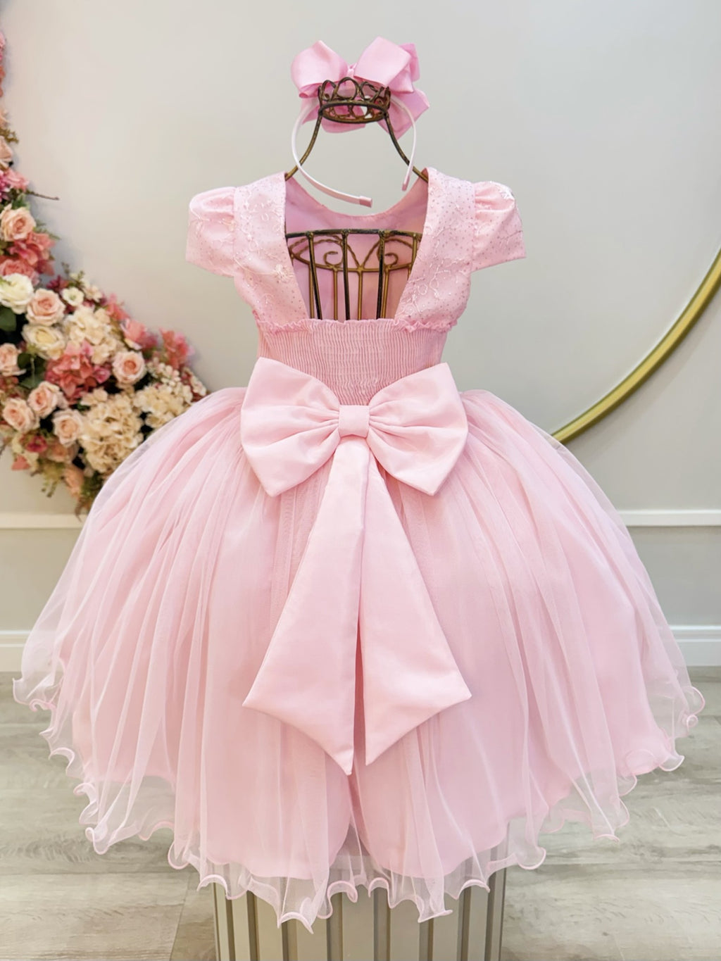 Vestido Infantil Rosa Bebê Com Renda e Borboletas Para Festas Luxuosas