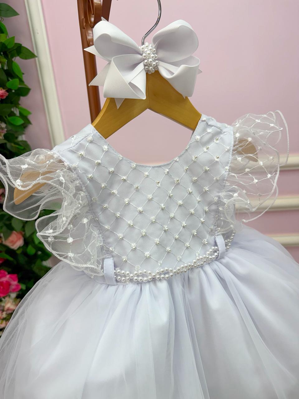 Vestido Infantil Branco em Tule com Detalhes em Pérolas