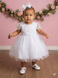 Vestido Infantil Branco em Tule com Pérolas para Eventos Especiais