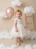 Vestido Infantil Off com Tule e Apliques de Flores