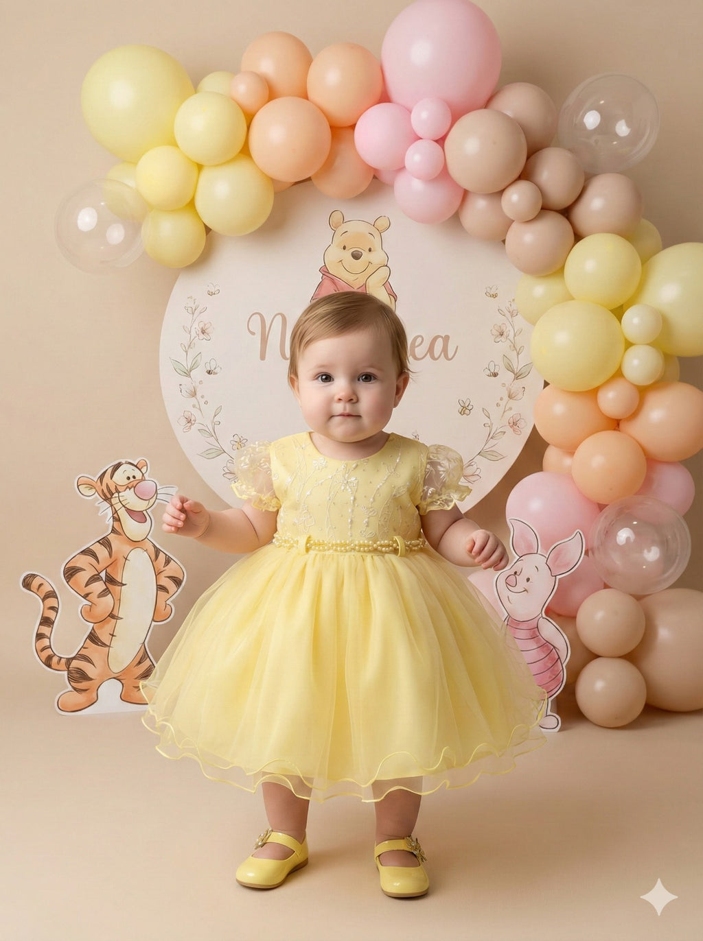 Vestido Infantil Amarelo em Tule com Detalhes em Pérolas