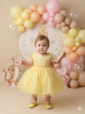 Vestido Infantil Amarelo em Tule com Detalhes em Pérolas