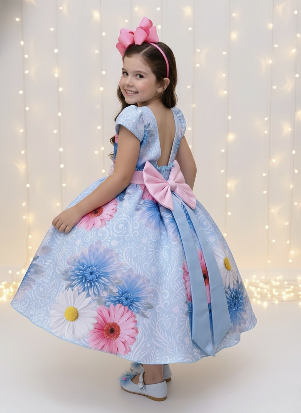 Vestido Infantil Azul Florido Com Cinto de Pérolas