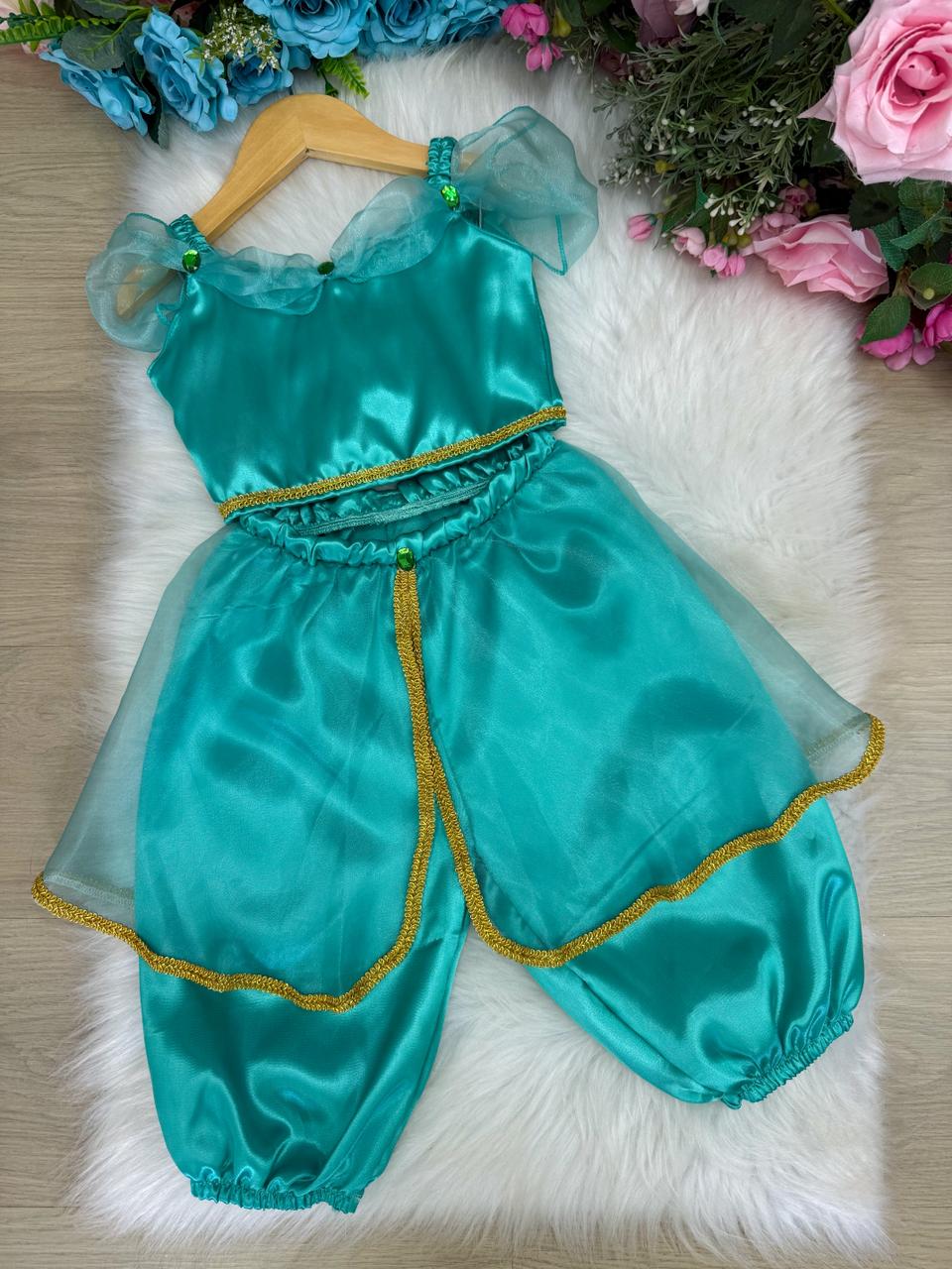 Fantasia Princesa Verde Tiffany em Tecido Cetim 100% Poliéster