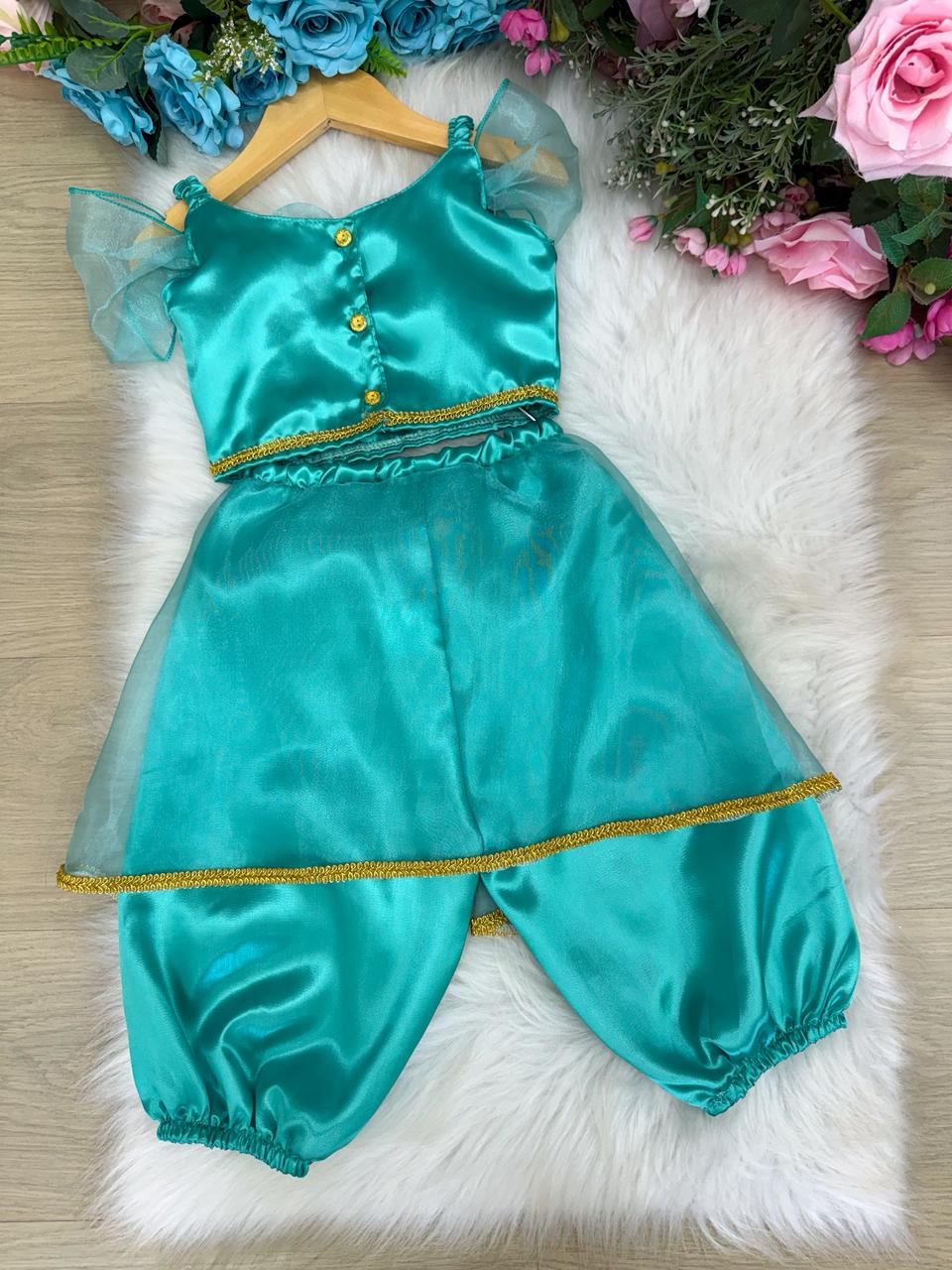 Fantasia Princesa Verde Tiffany em Tecido Cetim 100% Poliéster