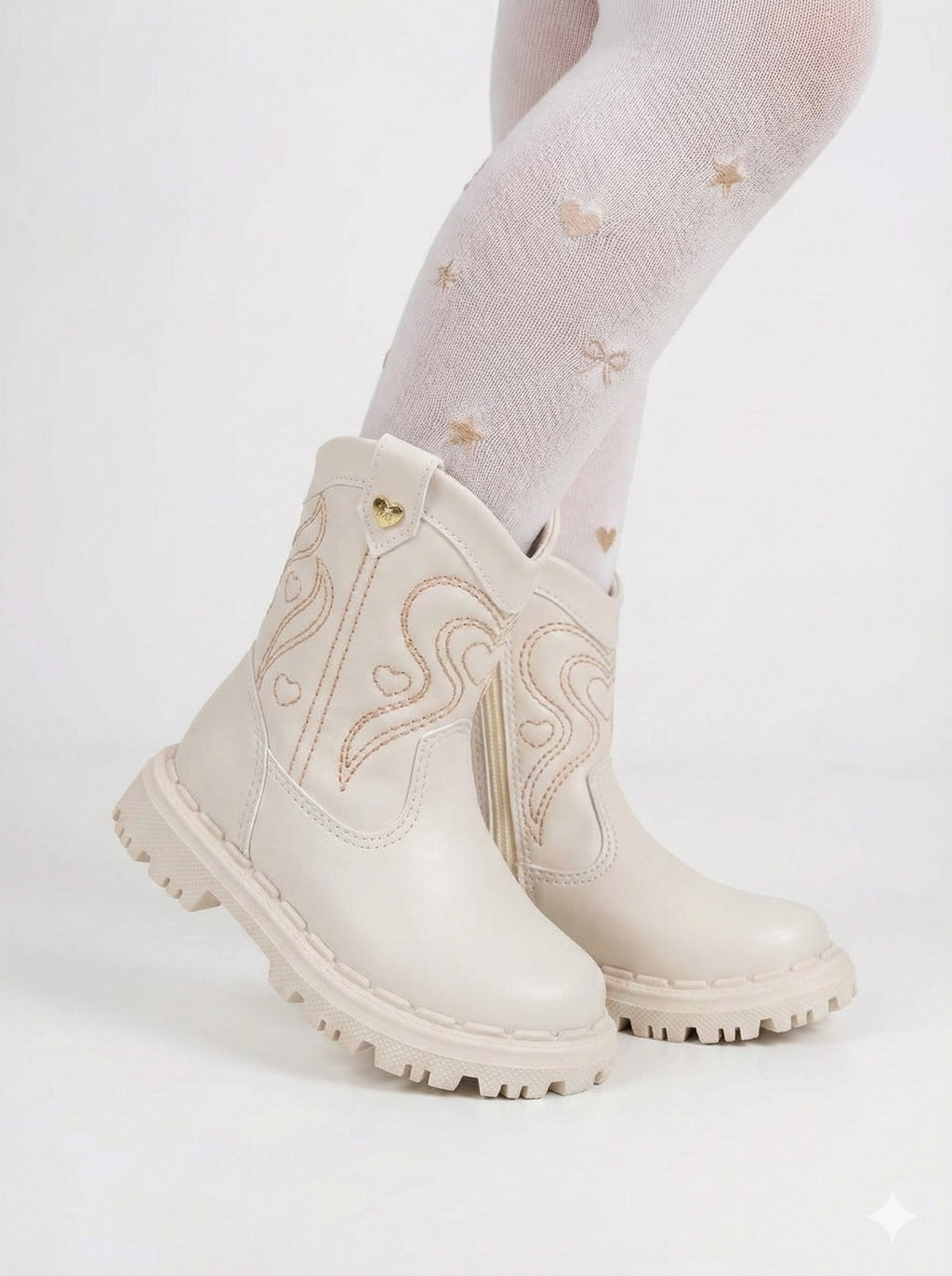 Bota Infantil Estilo Texana Boiadeira com Detalhes em Strass