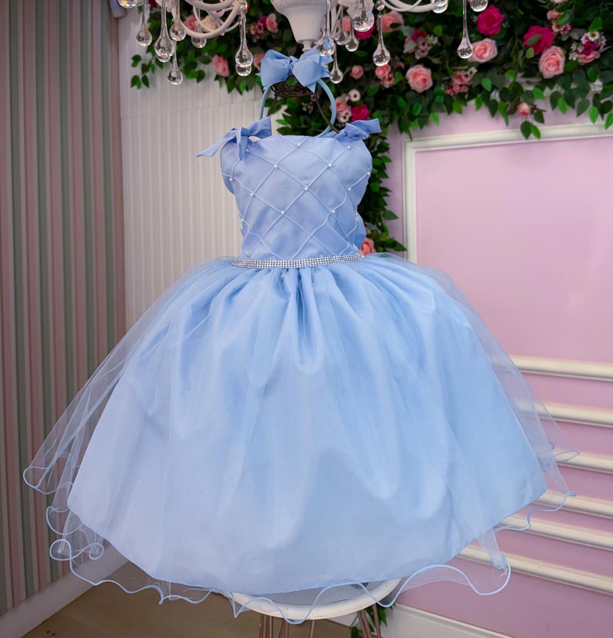 Vestido Infantil Azul Bebê em Tule com Detalhes de Pérolas