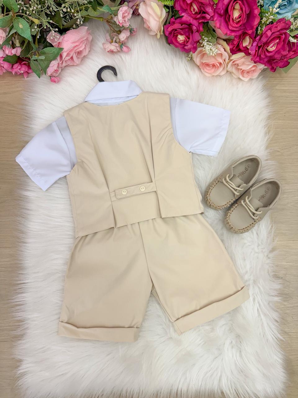 Conjunto Social Infantil Bege com Colete e Bermuda para Eventos Especiais