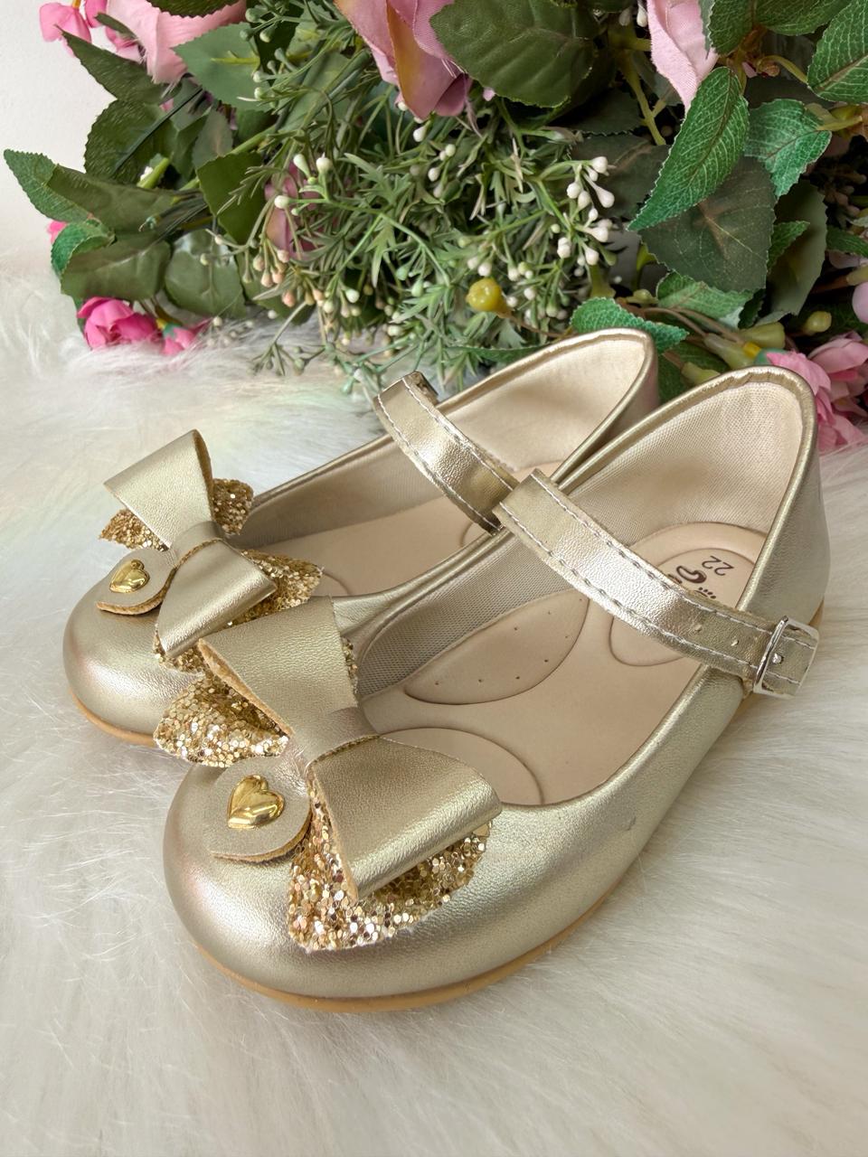 Sapatilha Infantil Dourada Gigi Confortável e Elegante