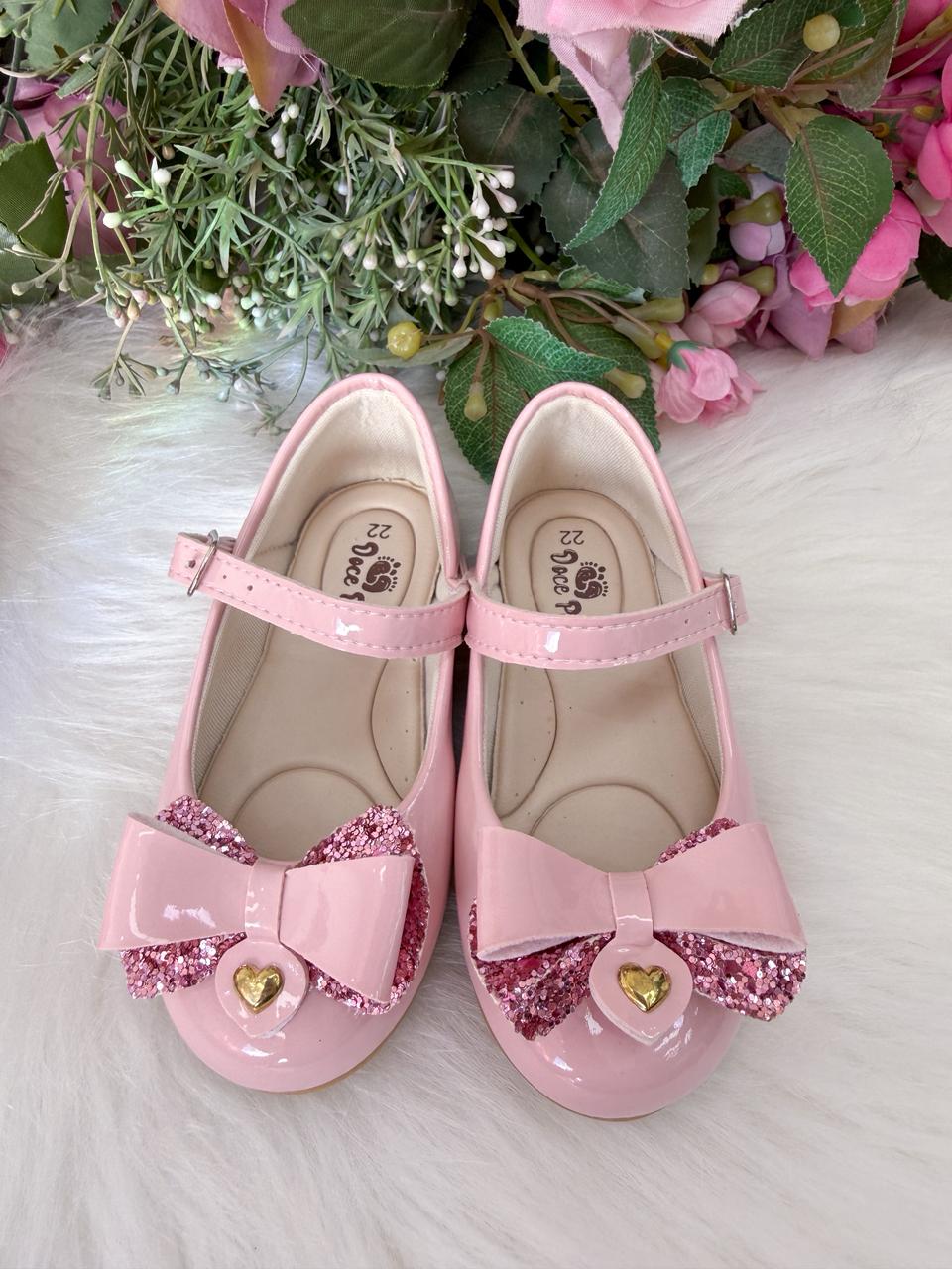 Sapatilha Infantil Rosa Confortável com Laço Decorativo