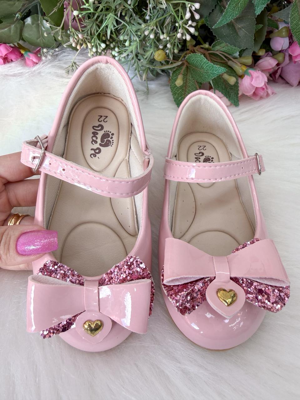 Sapatilha Infantil Rosa Confortável com Laço Decorativo