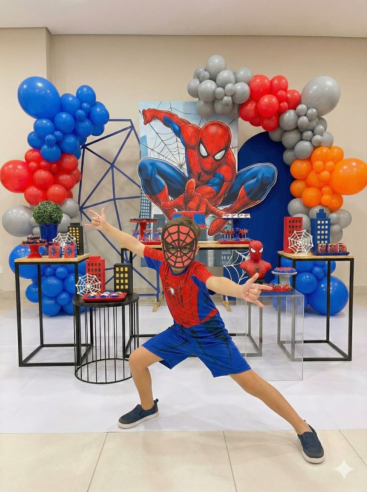 Fantasia Temática Homem Aranha com Máscara para Crianças