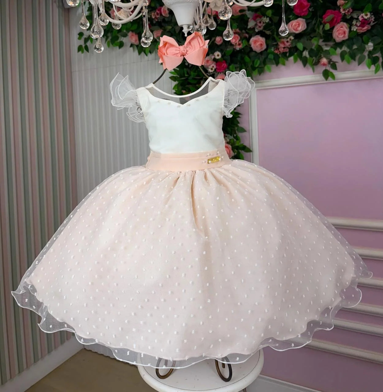 Vestido Infantil Off com Tule e Pérolas