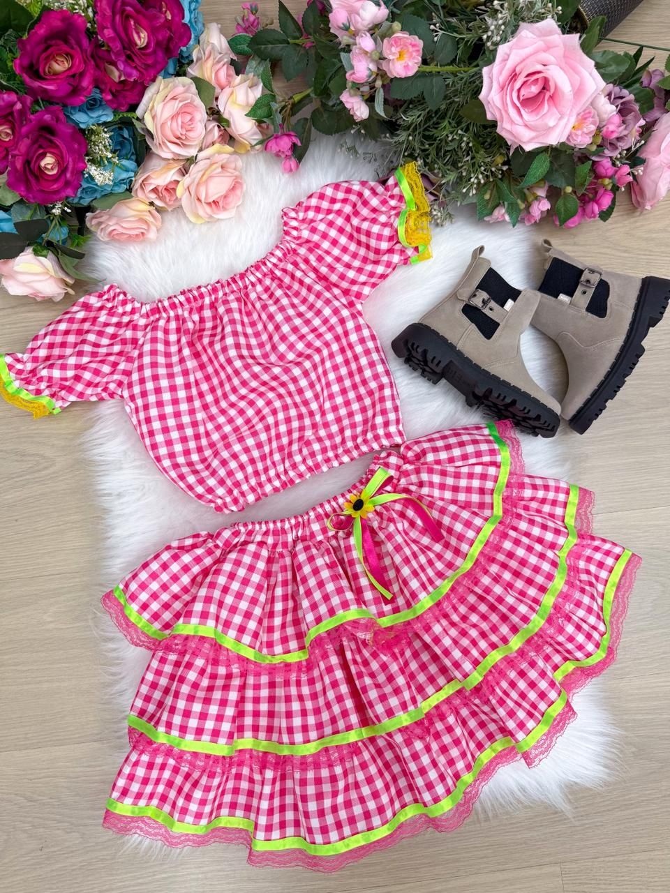 Conjunto Junino Luxo Gabriela Xadrez Pink em Tecido 100% Poliéster