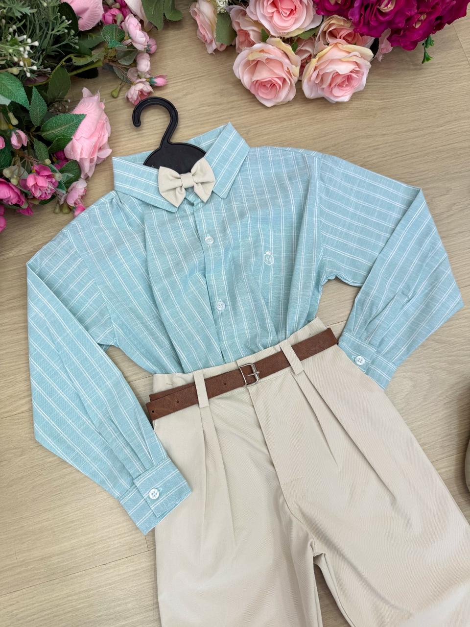 Conjunto Social Verde de Camisa de Algodão e Calça Bege para Eventos Especiais