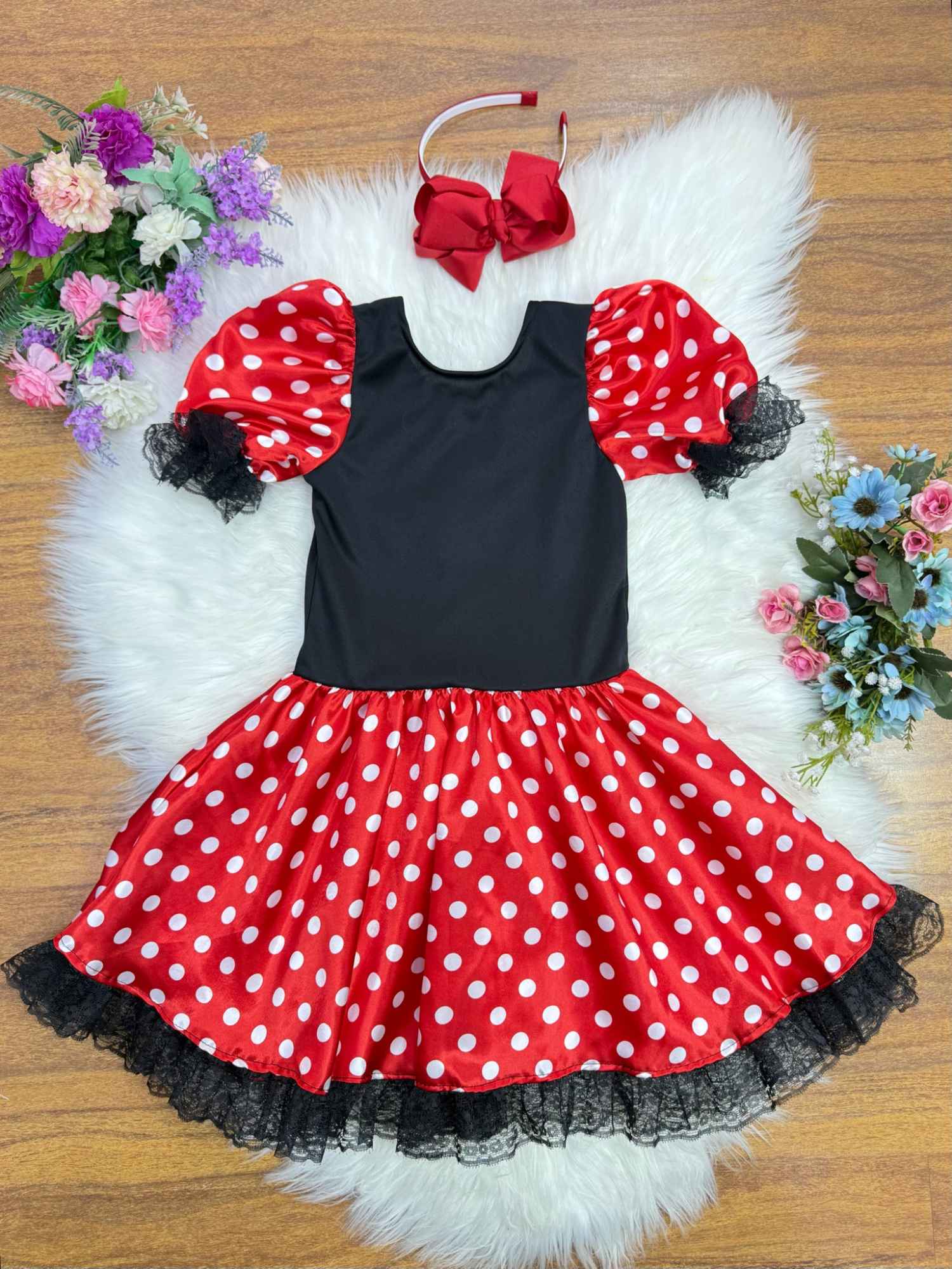 Fantasia Infantil Minnie Vermelha em Cetim com Laço e Renda