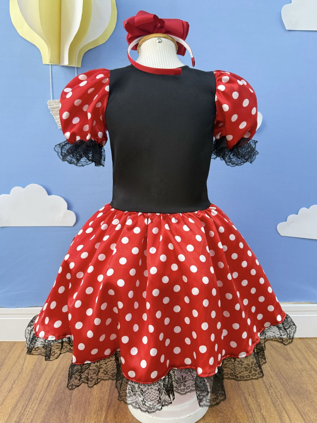 Fantasia Infantil Minnie Vermelha em Cetim com Laço e Renda