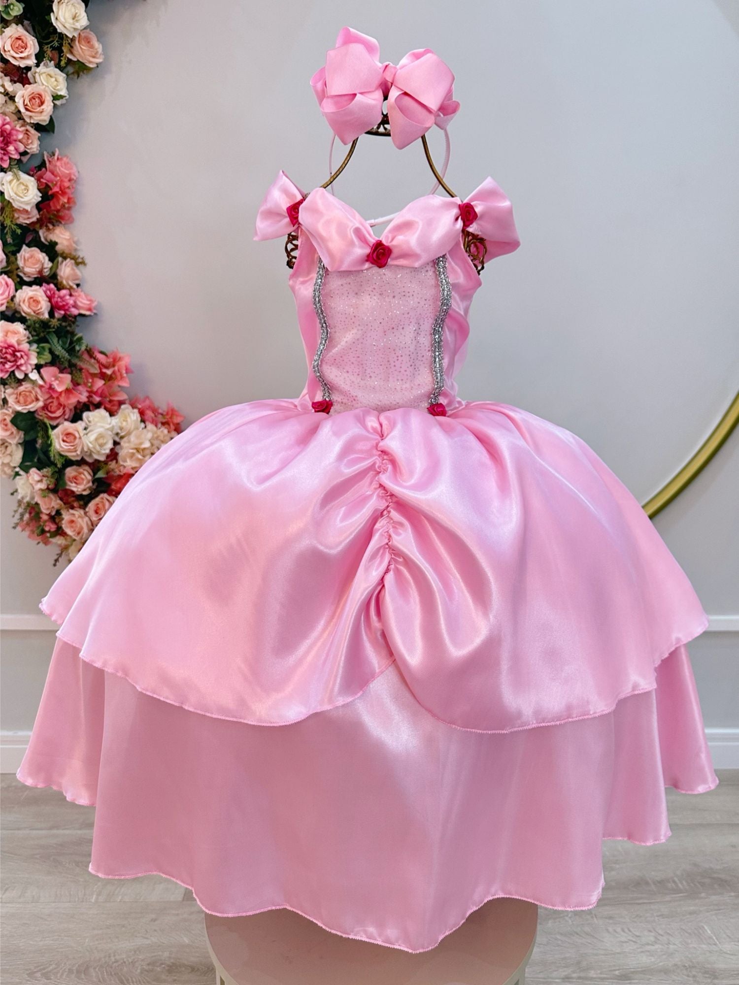 Fantasia Infantil Rosa com Estampa de Princesas Bela Adormecida e Aurora