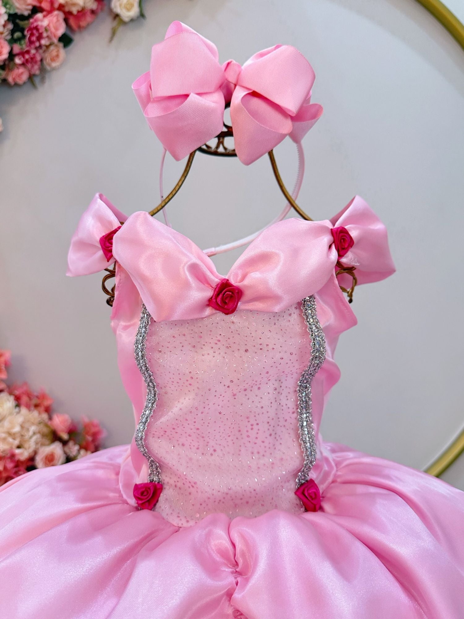 Fantasia Infantil Rosa com Estampa de Princesas Bela Adormecida e Aurora