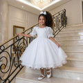 Vestido Infantil Branco em Tecido Misto com Laço