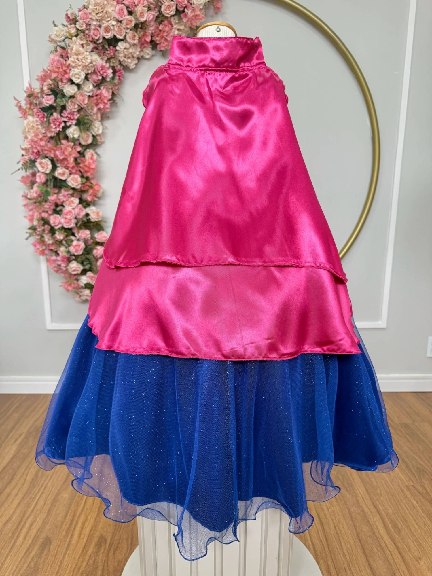 Fantasia Infantil com Capa para Princesas em Luxo