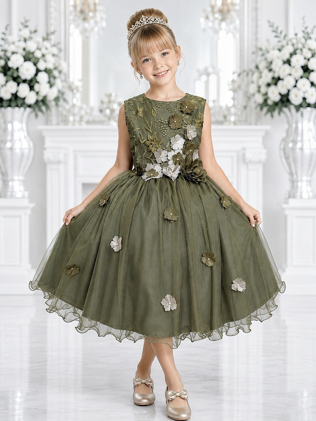 Vestido Infantil Verde com Renda e Aplique de Flores para Damas